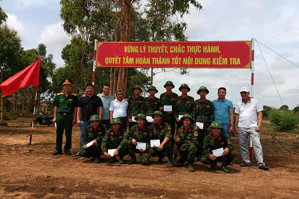 LÃNH ĐẠO XÃ TỊNH THIỆN THĂM, ĐỘNG VIÊN CHIẾN SĨ MỚI TẠI CÁC ĐƠN VỊ QUÂN ĐỘI TẠI TỈNH GIA LAI